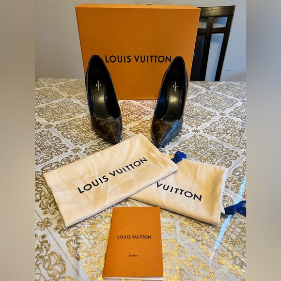 … CHERIE PUMP - Picture 2 of 10